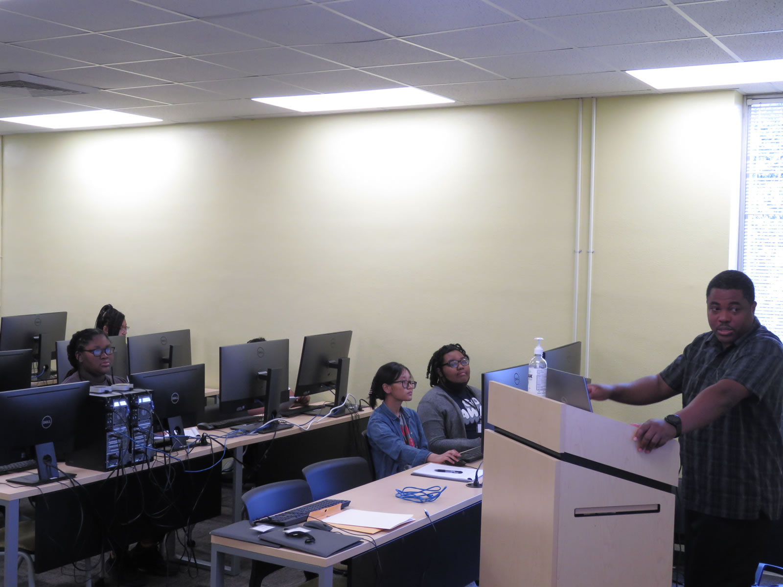 Title III Cyber Security and Cloud Computing activity - Photo 11