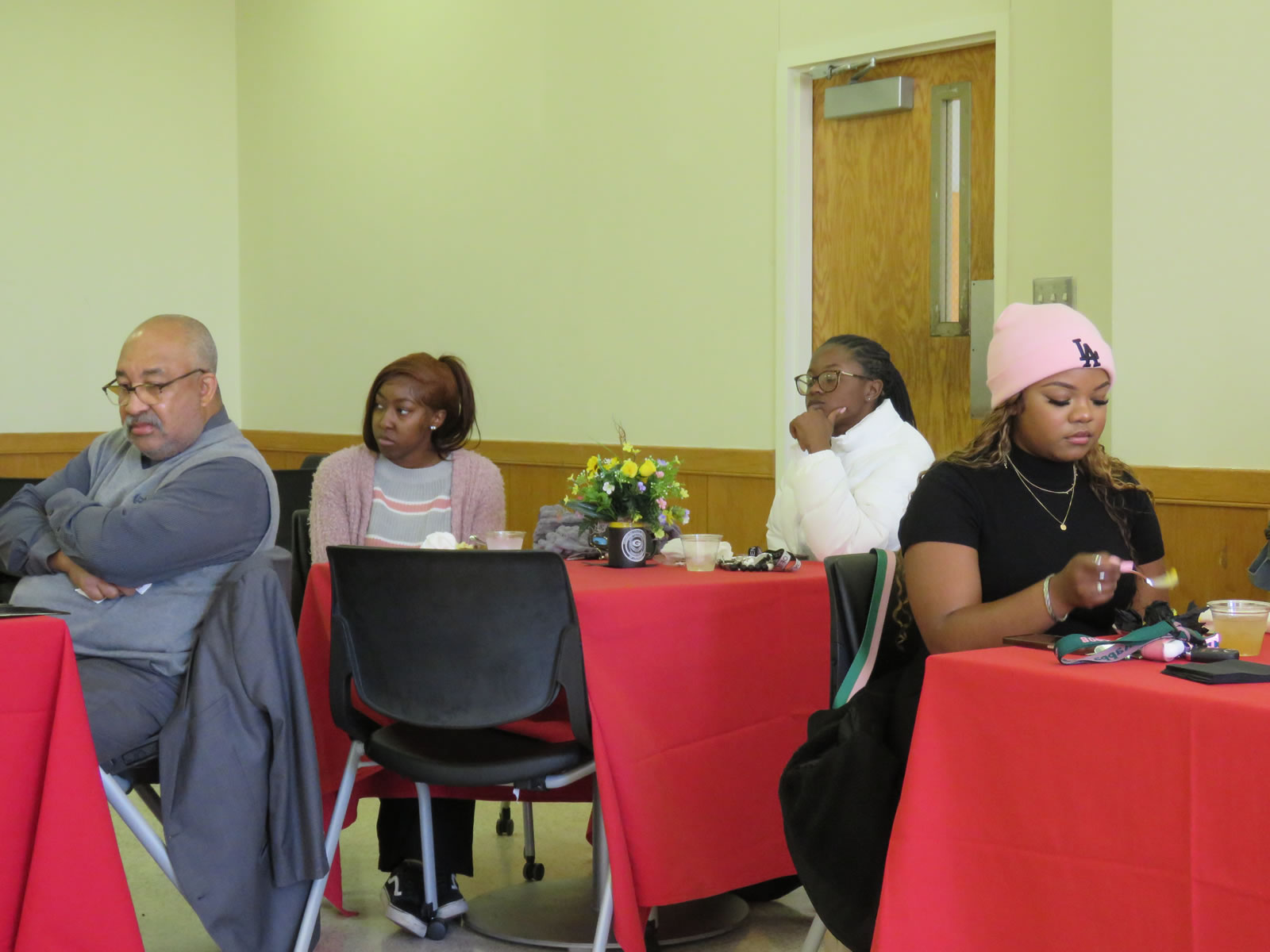 E.L. Cole Honors College Lunch and Learn - Photo 7